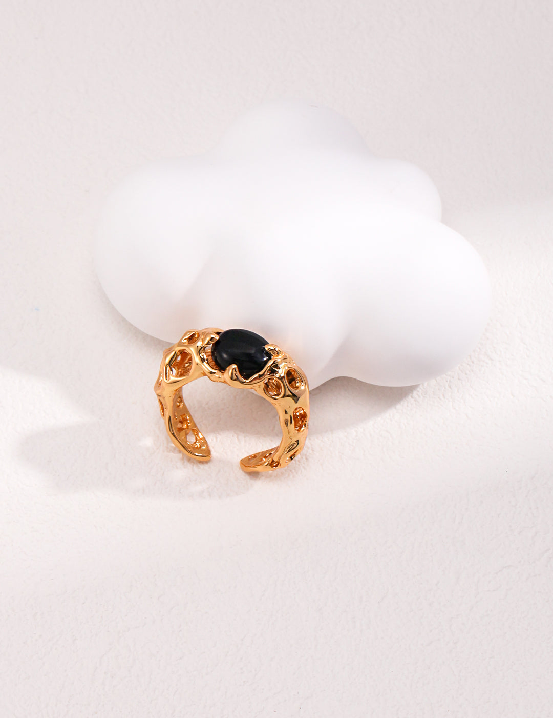 Gold plated sterling silver ring with black agate stone – RXYJewelry