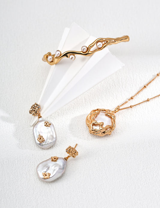 Handcrafted pearl earring detail – S925 silver, zirconia, and baroque pearl