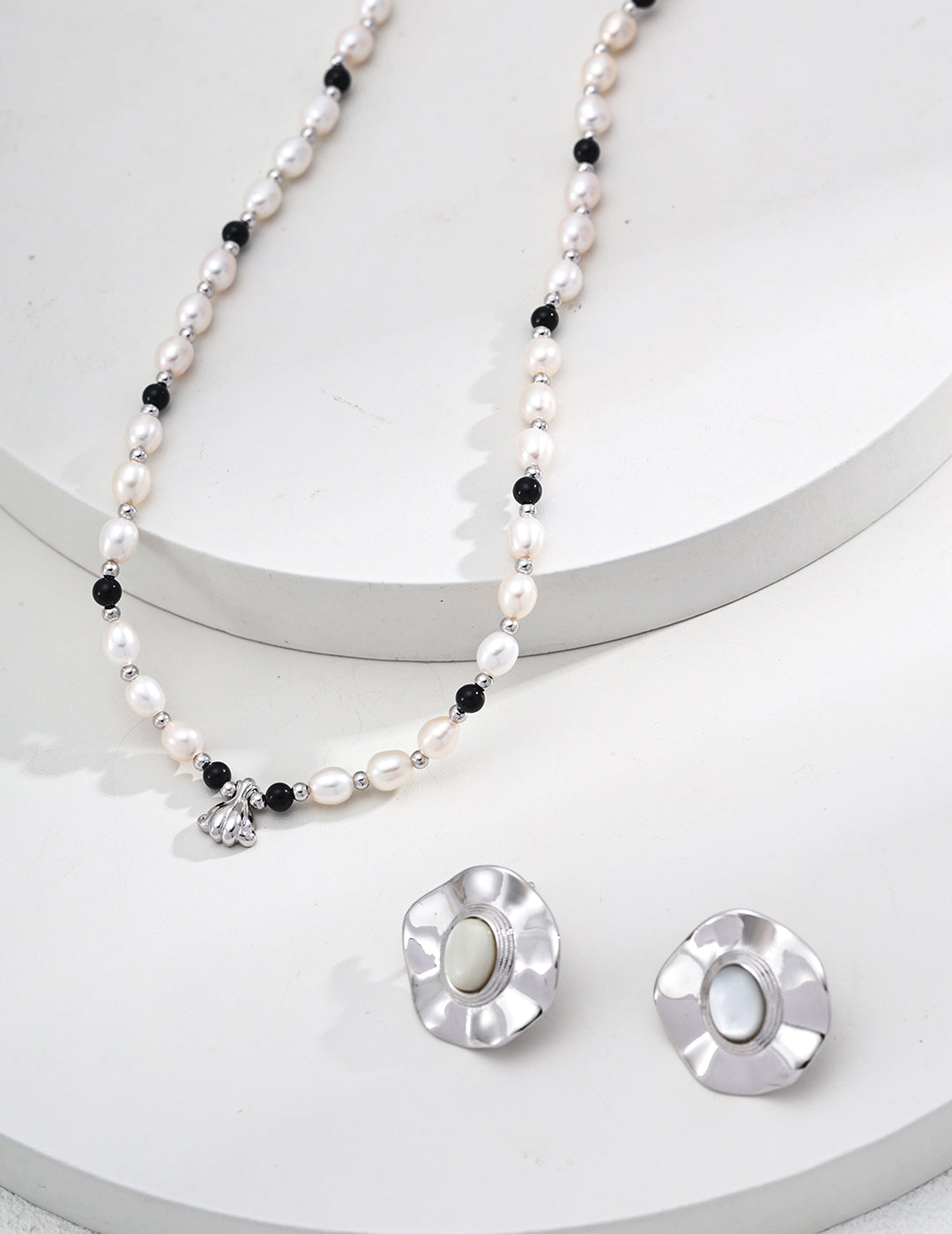 RXY Silver Onyx Shell Earrings - RXYjewelry