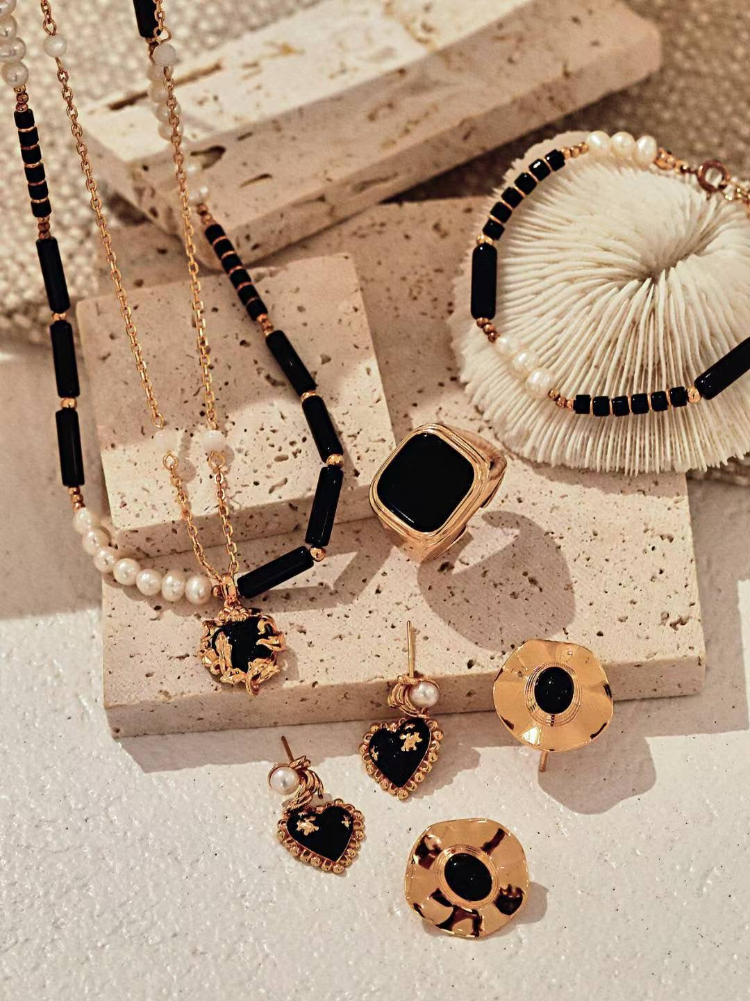 black onyx jewelry set for summer 2025