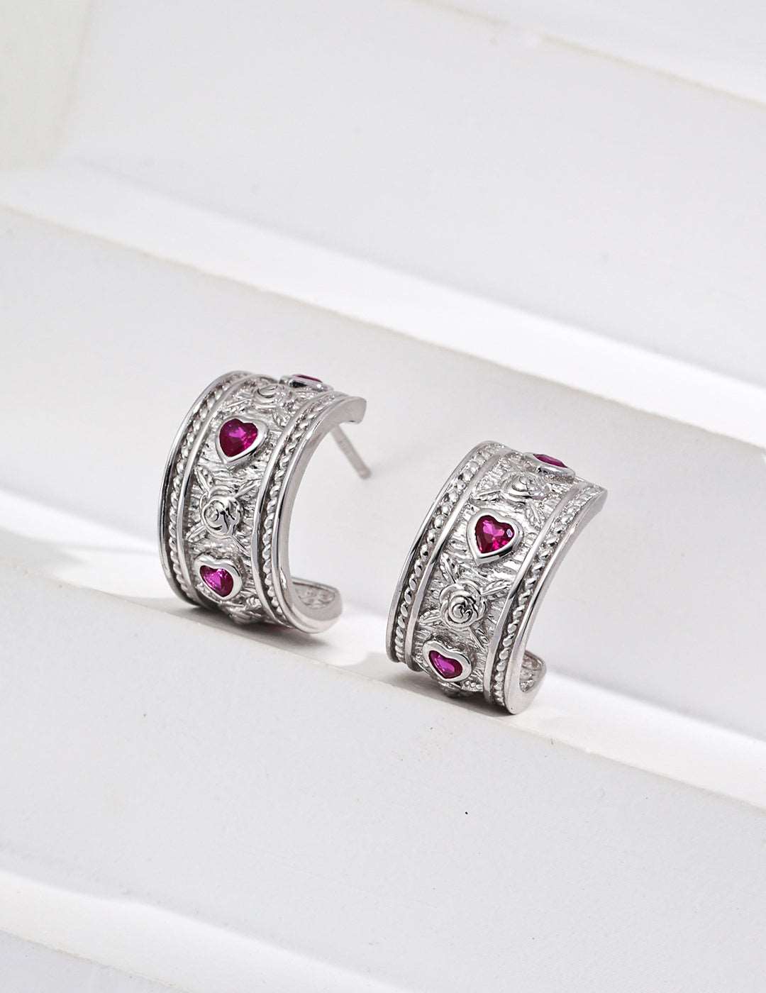 RXY Silver Vintage Heart Zirconia Earrings - RXYjewelry